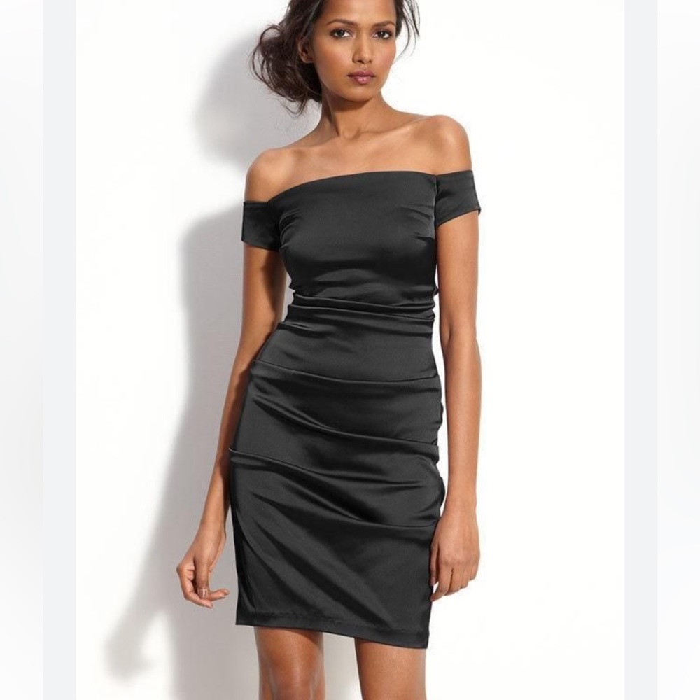 LBD by Betsy & Adam Off Shoulder Satin Draped Bodycon black Dress women’s size 8